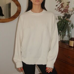 Aritzia Wilfred
Maria Sweater
